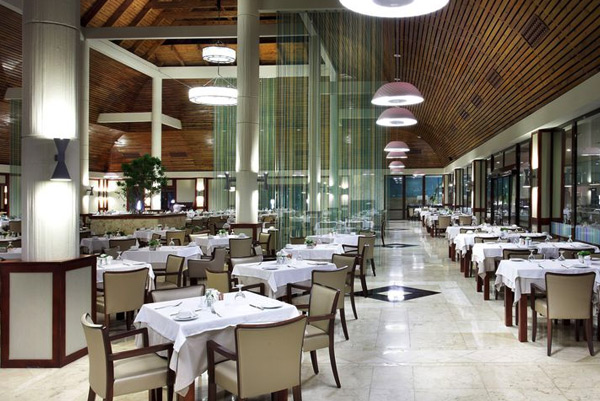 Restaurants & Bars - Grand Palladium Bávaro Suites Resort & Spa - All Inclusive - Punta Cana